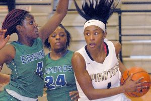 WOMEN’s BASKETBALL: Peninsula women crash the boards in win