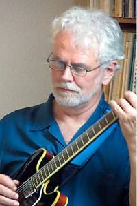 Lonnie Mardis will perform at Concerts in the Woods on Sunday.