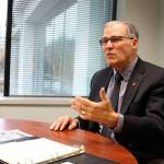 Gov. Jay Inslee speaks with Sound Publishing staff during a meeting on Jan. 20 at the Bellevue Reporter office. (Matt Phelps/Kirkland Reporter)