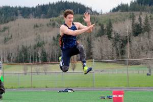 TRACK: Forks boys, PA girls rule at Forks Lions Club meet