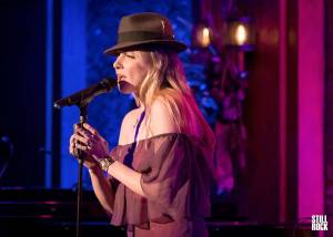 Lauren Fox will perform in Port Angeles on May 4.