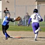 Matthew Nash/ Olympic Peninsula News Group Chimacum first baseman Grace Yaley makes the catch to put out Sequim&rsquo;s Bobbi Sparks (3). Sequim won the nonleague matchup 8-4, chadning the Cowboys just their second loss of the year.