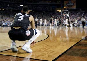 Gonzaga&rsquo;s Nigel Williams-Goss (5) watches in the final seconds of the the finals of the Final Four NCAA college basketball tournament against North Carolina, Monday, April 3, 2017, in Glendale, Ariz. North Carolina won 71-65. (AP Photo/Mark Humphrey)