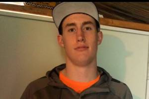 COLLEGE BASKETBALL: Forks’ All-Peninsula MVP Adams decides to play close to home