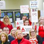 Port Angeles paraeducators calling for pay increase