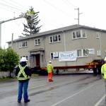 Apartment building trucked through Port Townsend to provide low-cost housing
