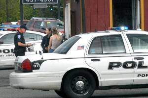 Port Angeles police search for armed robber