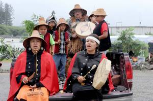 Quileute Tribal Drummers ready for the parade during last year&rsquo;s Quileute Days. (Lonnie Archibald/for Peninsula Daily News)