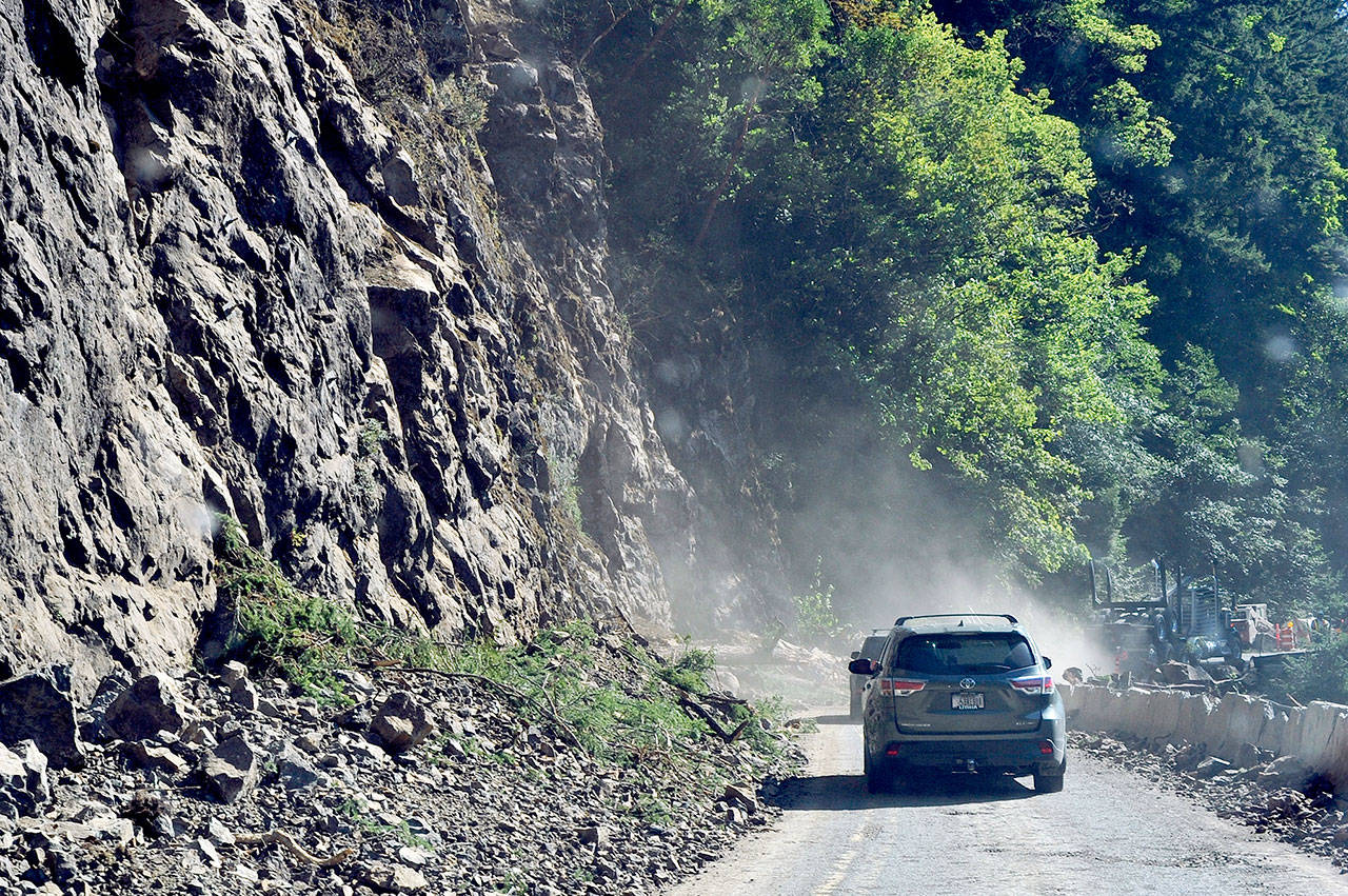 Construction on U.S. Highway 101 along Lake Crescent will have its first four-hour planned delay early next month. (Lonnie Archibald/for Peninsula Daily News)