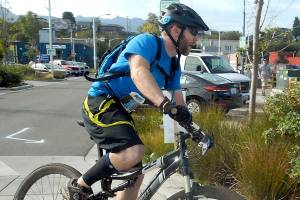 AREA SPORTS: Big Hurt getting bigger