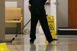 Detention center sued for paying detainees $1 a day