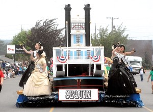 Irrigation Festival royalty