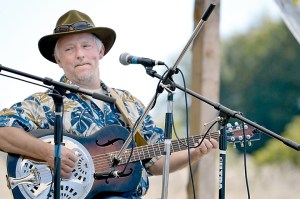 Singer-guitarist Cort Armstrong will bring one of his bands