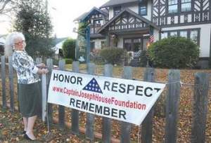 Betsy Reed Schultz is turning a bed-and-breakfast in Port Angeles into a place of respite for families of fallen service members. ()