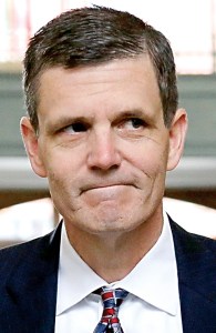 State Auditor Troy Kelley ()