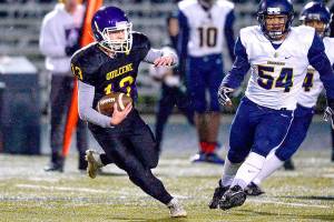 1B FOOTBALL PLAYOFFS: Second half gets away from Quilcene in loss to Tacoma Baptist