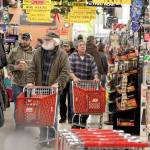 Weekend holiday shopping vigorous, say Clallam retailers