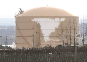 Liquefied natural gas vapors continue to leak Tuesday