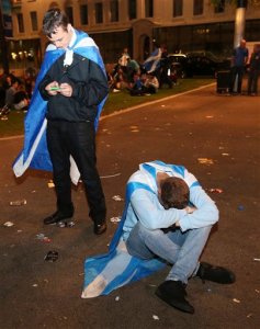 Supporters of the Yes campaign for the Scottish independence referendum in Glasgow early today