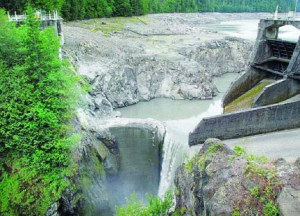 Blasting that begins Monday will knock down more of Glines Canyon Dam