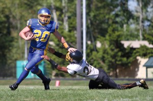 Crescent quarterback Neil Peppard