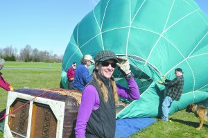 Capt. Crystal Stout and crew will sail her hot air balloon at this Septembers Olympic Peninsula Air Affaire