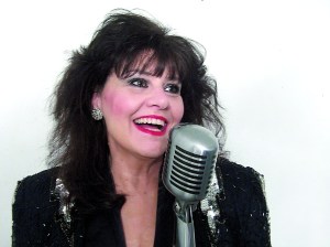 Maia Santell will bring her band