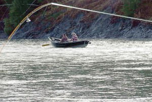 Fisherman in a drift boat fish Allen's Bar on the Hoh River. The state Department of Fish and Wildlife closed the river's spring and summer hatchery chinook fishery. Lonnie Archibald/for Peninsula Daily News