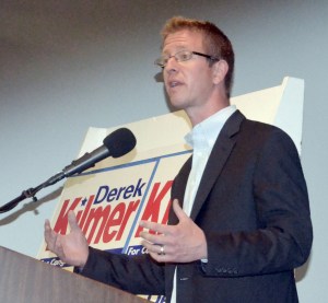 U.S. Rep. Derek Kilmer keynotes the Jefferson Democrats fish feast. Photo by Charlie Bermant/Peninsula Daily News