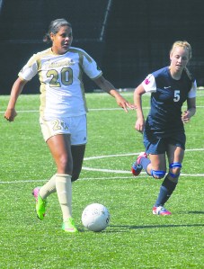 Peninsula College's Dominique Niedziela