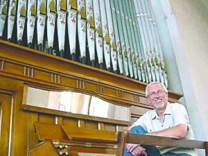 Organist Woody Bernas will fill Port Townsends Trinity United Methodist Church with Baroque music  and then some  Thursday.