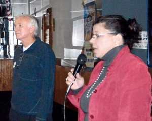 Jefferson County sheriff candidates Dave Stanko and Wendy Davis address the Port Townsend Kiwanis Club on Wednesday.  Charlie Bermant/Peninsula Daily News