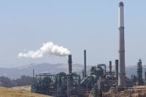 Fourteen states sue over smog rules enforcement