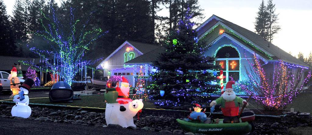 The Bob Ball place located at 630 Klahndike Blvd. in Forks is decorated for Christmas. (Lonnie Archibald/for Peninsula Daily News)