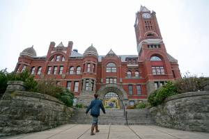 Jefferson County sued over records delay