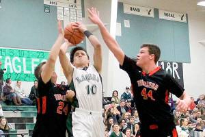 PREP HOOPS: Port Townsend boys win Olympic 1A title