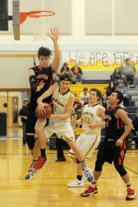 AREA SPORTS BRIEFS: Forks boys, girls well-represented on All-Evergreen 1A League team