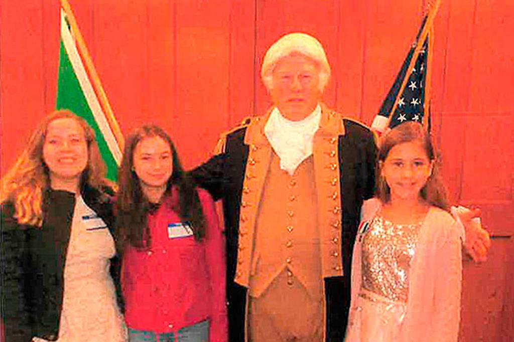 Peninsula students show off their history knowledge for DAR contest
