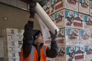 Washington state apple, cherry industries wary of trade war