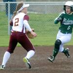 PREP SOFTBALL: Roughriders timely in win over White River