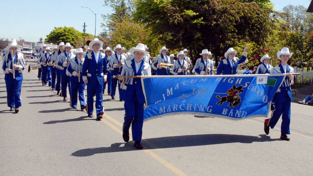 The Chimacum High School Marching Band entertains Irrigation Festival parade-goers. (Keith Thorpe/Peninsula Daily News)