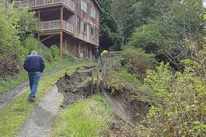Washout spurs creative work-arounds to New Dungeness Light Station
