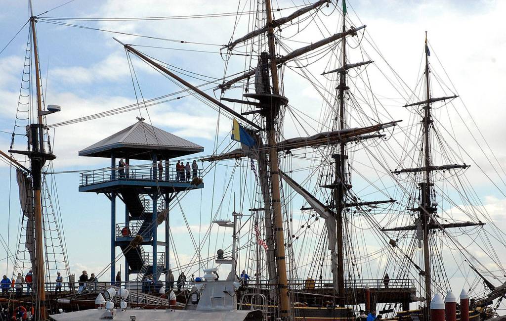 Maritime Festival-goers line the observation tower at Port Angeles City Pier to view the tall ships Hawaiian Chieftain and Lady Washington on Saturday. (Keith Thorpe/Peninsula Daily News)