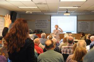 Sequim residents urge port commissioners to keep marina public