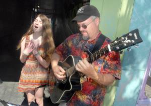 PHOTO: Breezeway busking