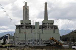 State threatens challenge to coal plant proposal