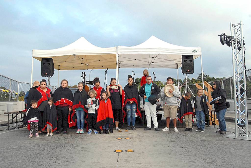 PHOTO GALLERY: Victims remembered at event marking completion of bridge barriers