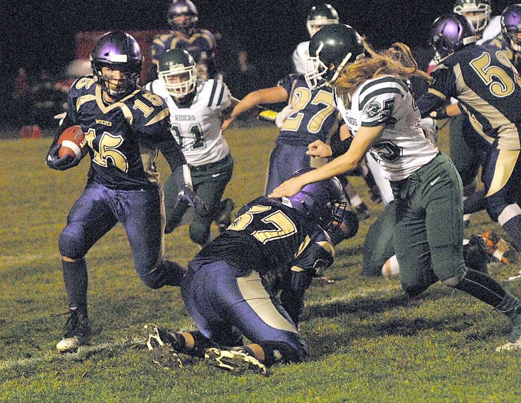 PREP FOOTBALL: Sequim claims league title and Rainshadow Rumble with win over Port Angeles