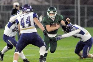 PREP FOOTBALL ROUNDUP: Red Devils romp over Darrington