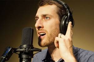 Sequim assistant pastor, friends record album